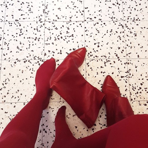 Meet your Posher, Anaïs - Picture 1 of 1